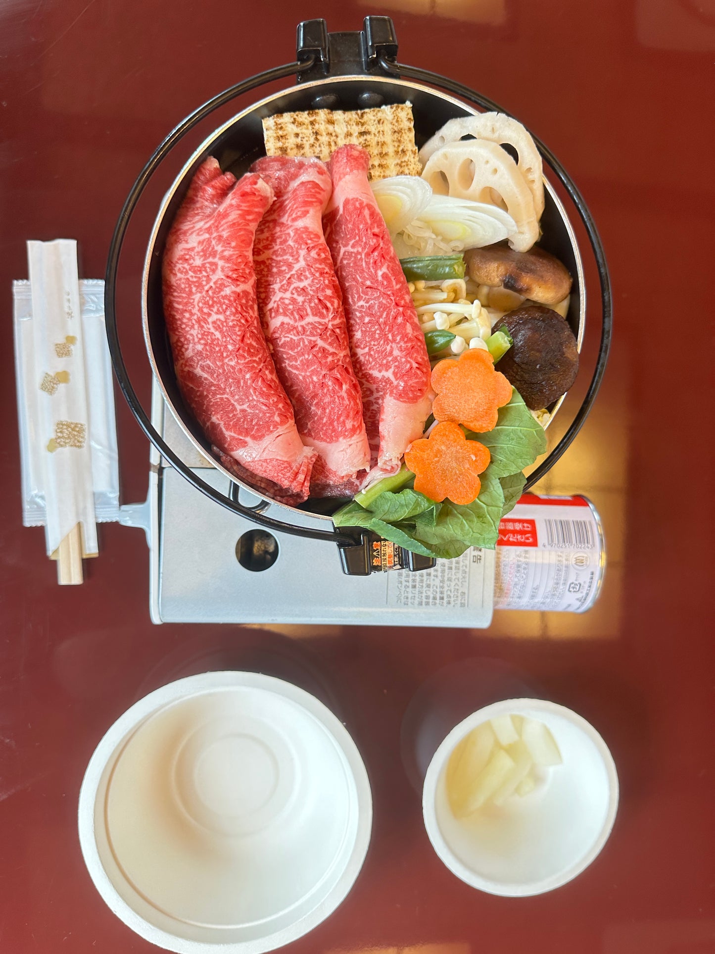 東京湾クルーズ|特色屋形船(すき焼きディナー&日本伝統パフォーマンス&ソフトドリンク飲み放題付き)