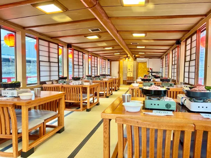 東京湾クルーズ（日本ショーとすき焼き付き、ビールオプション付き）