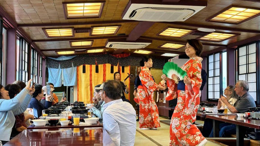 Tokyo Bay: Cruise with Japan Show & Sukiyaki/Optional Beer