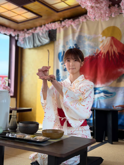 Tokyo Spring Tea Ceremony Cruise Sakura-Theme：snacks&show