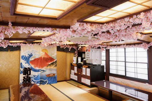Tokyo Bay: Cruise with Japan Show & Sukiyaki